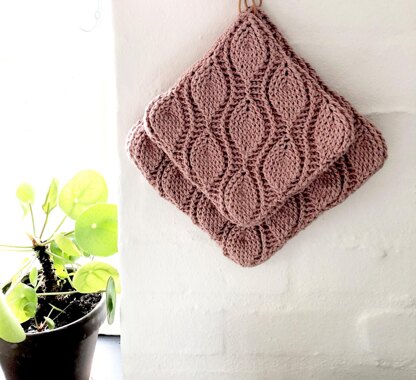 Lind potholders