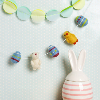 Hawthorn Handmade Easter Garland Needle Felting Kit