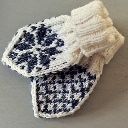 Baby Selbu Mittens