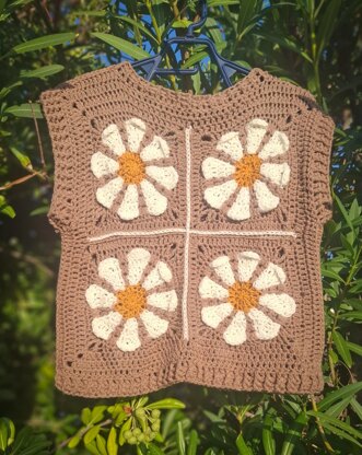Love Daisy Tank