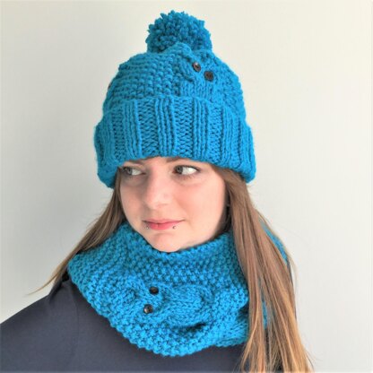 Sarah Owl Pompom Hat and Cowl