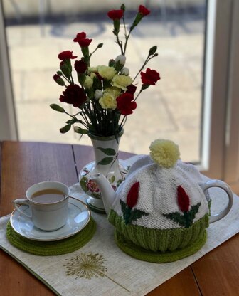 Tulip Tea Cosy