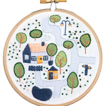 Hawthorn Handmade Village Cottage Mini Embroidery Kit - 10.2cm