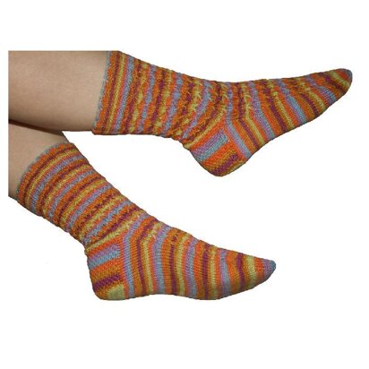 Sweet Dreams socks (for knitting left-handed)