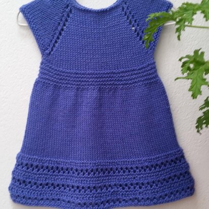 Free hand knitted shop baby dress patterns