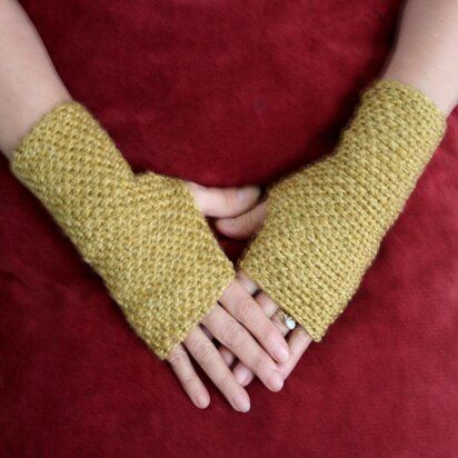 Knit fingerless gloves