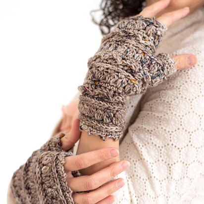Layer Cake Lace Fingerless Gloves