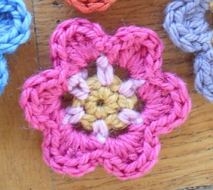 Anniversary crochet flower