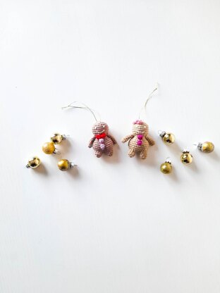 Tiny Gingerbread Man & Woman Christmas Decoration