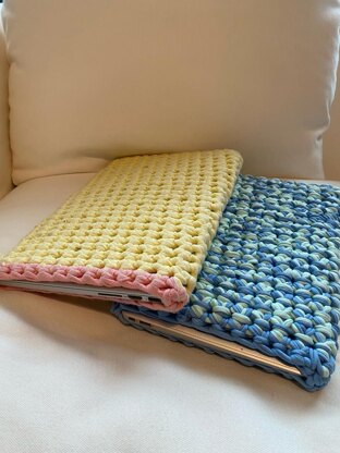 Easy Crochet Laptop sleeve