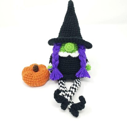 The Gnome Witch Amigurumi