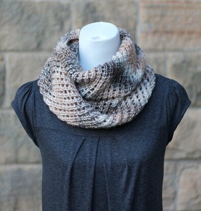 Coffee ripple scarf