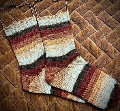 Vanilla Cream Socks - Cuff Down