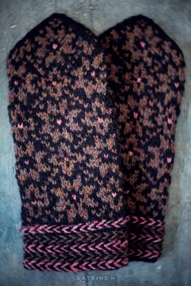 Norwegian Black Rose Mittens