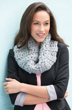 Classic Chunky Cowl in Red Heart Grande - LW4428