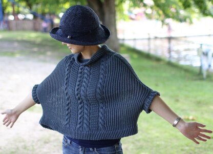 Waterflow poncho