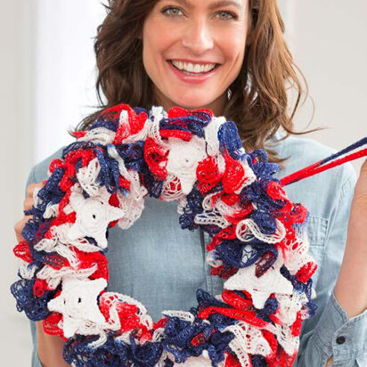 Hang with Pride Wreath in Red Heart Boutique Sashay and Super Saver Economy Solids - LW4752 - Downloadable PDF
