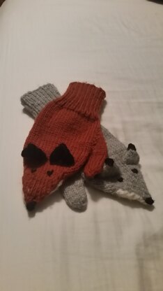 Children's animal mittens