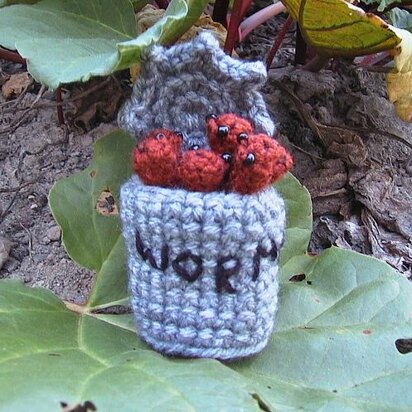 Can of Worms  - amigurumi