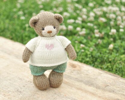 Coco and Toto The Bears - in the round method