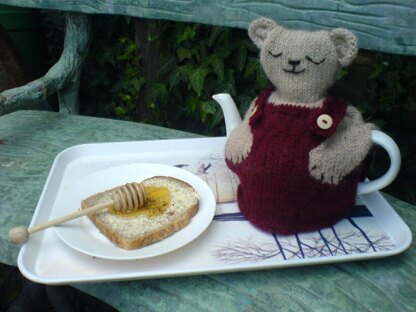 Brew-In Bear Tea Cosy