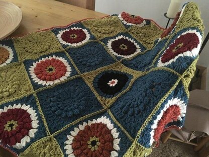 Chrysanthemum Blanket