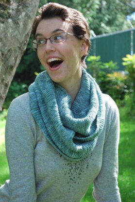 A Study in Texture Cowl
