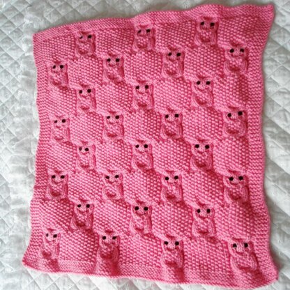 Knitting pattern Owl Blanket , Reborn Doll or Baby