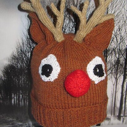 RUDOLPH REINDEER CHRISTMAS BEANIE HAT