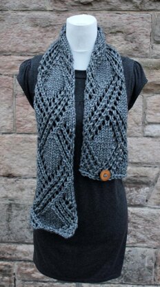 Crossing lace scarf