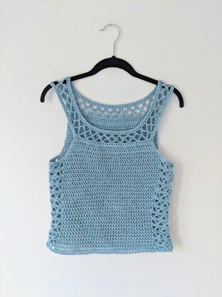 Aestas Top Crochet pattern by Hooked by Anna | LoveCrafts