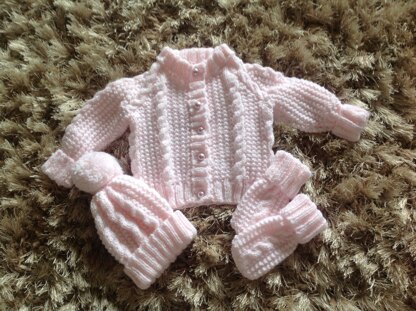 Baby coat/cardigan hat and gloves