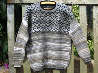 Man's Crew Neck Sweater with Stranded Colourwork Yoke