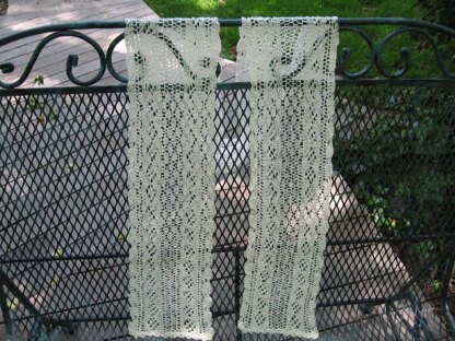 Diamonds are Forever, Lace Scarf