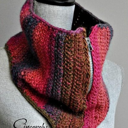 Steff Herringbone Cowl