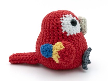 Amigurumi Scarlet Macaw