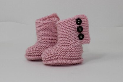 3 Button New Baby 4 Ply Booties