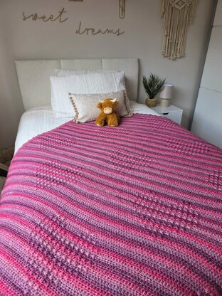 Hugs and Hearts Blanket
