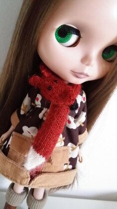 Foxy scarf for Blythe doll