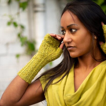 Mudra Mitts - knitting pattern