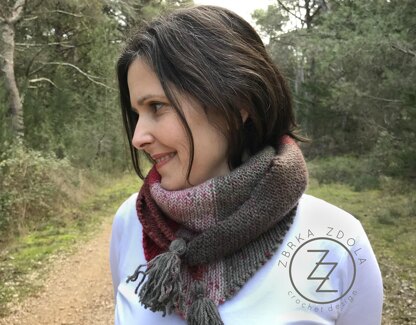 Ruth triangle scarf