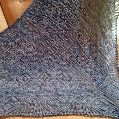 Purple Diamonds Shawl