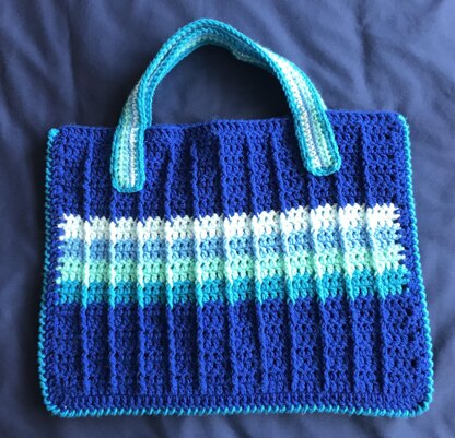 Crochet Tote Bag Pattern with Lots of Options - Artisan in the Woods