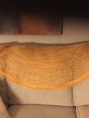 Yellow rose shawl