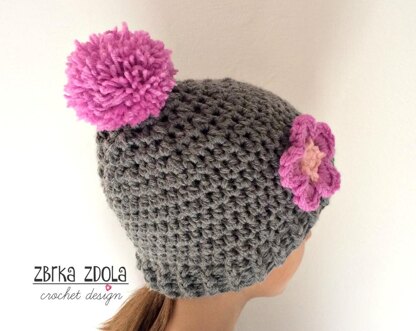 Messy bun hat with a plug