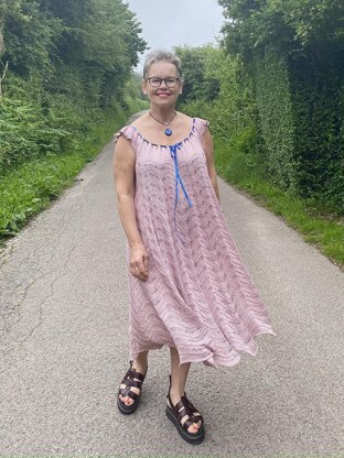 Midsummer Lace Dress