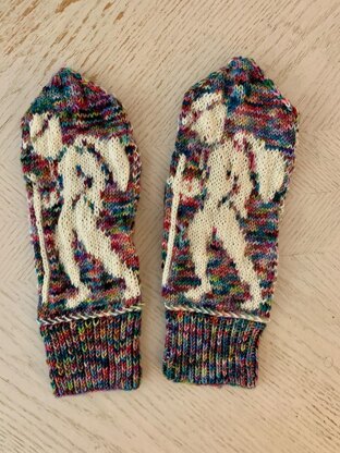 The Hiker Mittens