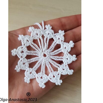 Crochet snowflake 17