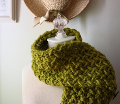 Embraceable Cowl / Scarf