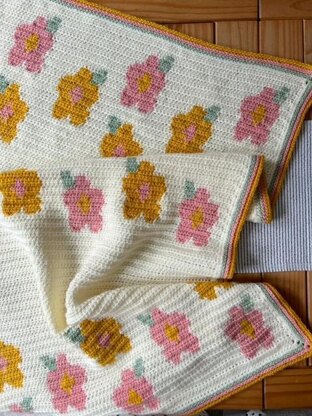 Ditsy Florals Blanket